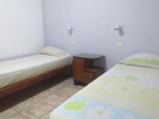 Residencial Santiago Habitaciones Hotel bed & break fast - Posadas - 1