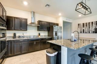 Sunny Arizona Escape with Patio, Grill and Fireplace! - 3