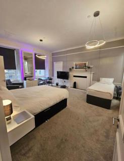 Luxury Family Room With Private bathroom in the heart of Edinburgh - Edimburgo - 6