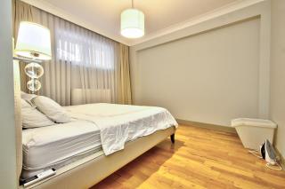New Build with Modern Amenities and Balcony - Istambul - 3