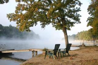 #05 - Lakefront Two Bedroom Cottage- Pet Friendly - Hot Springs - 8