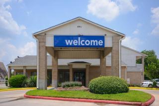 Motel 6-Baytown, TX - Baytown East - 2