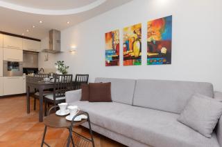 Cozy Apartment with Parking in Warsaw Ursus by Noclegi Renters - 7