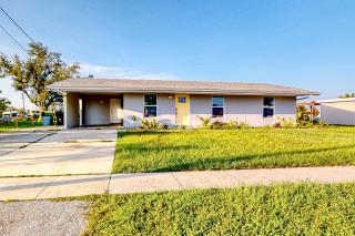 Dreaming on the Canal - Port Charlotte - 9