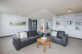 Fountain Court 25 - Port Macquarie - 2