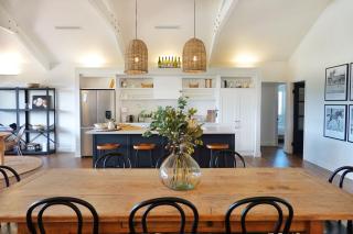 The Barn - Unique Luxury Stay - Belltrees - 7