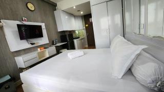 Studio5 at LRT Cikunir 1 next to Ibis Styles Jatibening -Min Stay 3 nights- - Kedaung Dua - 3