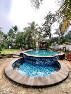 Flower House Villa - Bogor - 8