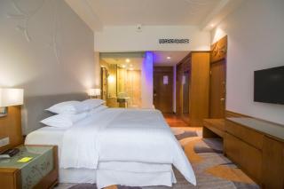 Four Points by Sheraton Manado - Manado - 4