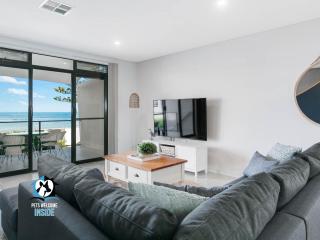 Three Level Esplanade Magic with Stunning Views - Encounter Bay - 7