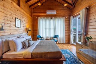 StayVista at Villa Vivendi - Luxury Hill Stay, Dharamshala - 1