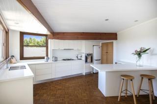 Free night on us this winter at Tallwood - Narrawallee - 7