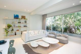 Huge Ultra Luxury TLV Apartment - 5