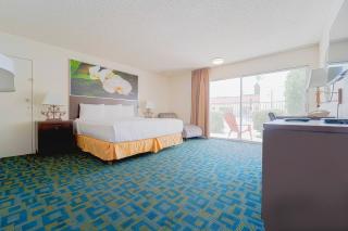 Royal Plaza Inn - Indio - 7