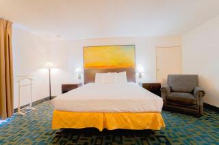 Royal Plaza Inn - Indio - 3