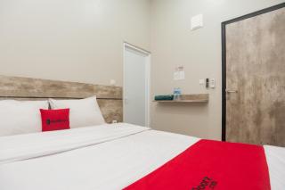 RedDoorz Plus at Eskole ITERA Lampung - 3