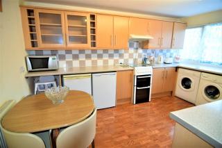 The Chinatown House -BBQ, Free Parking, Garden, Bar, Kitchen, Dryer, City Center - Birmingham - 6