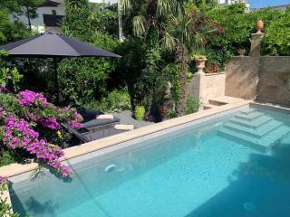 Luxury pool central Makarska apartment by Maryn - Makarska - 0