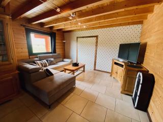 Chalet indépendant 3 chambres avec 2000m2 de terrain - - 6