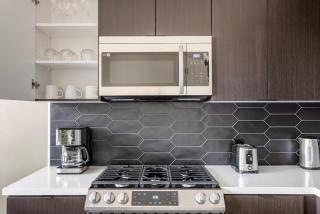 Hollywood 1br w pool spa gym nr coffee shops LAX-1112 - 3