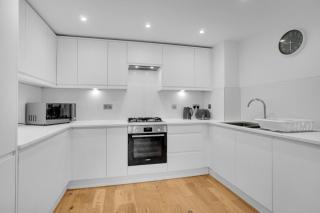 Kemptown Coastal By My Getaways - Brighton & Hove - 3
