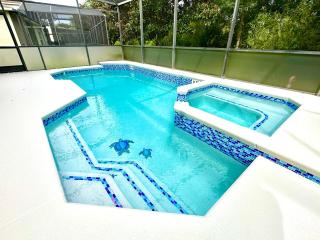 Stunning West Haven Villa with Private Pool Spa and Balcony Near Disney - 9
