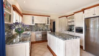 The Manor in Blue Mountains - Wentworth Falls - 1
