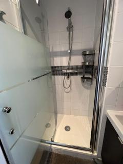 Studio moderne au cœur de Paris Batignolles - París - 5