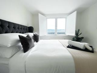 Stunning modern space with harbour views & free parking - Brighton & Hove - 1