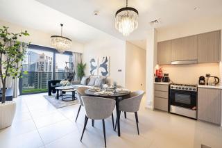 Magnificent Brand New Lux 2 BR Opera District - Dubai - 1