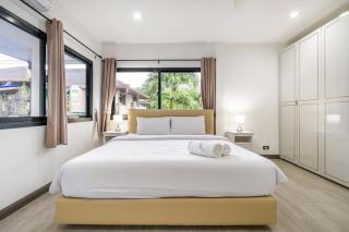 Kamala Fantasy 5 Bedroom Modern Private Pool Villa - Kamala Beach - 2