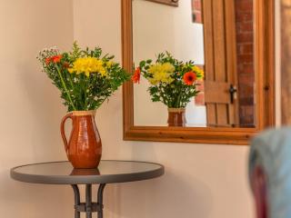 Hidden Gem in Stunning Location - Pass the Keys -  - 3