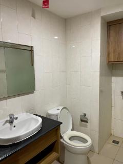 Lavenderbnb Room 6 at Mataram City - 6