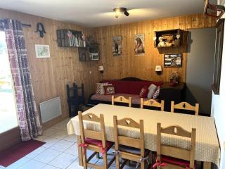 Chalet rénové 6 pers, TV connectée, WiFi, parking, animaux admis - FR-1-504-480 - Le Dévoluy - 0