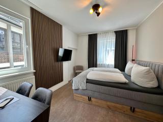 Hotel Emilia - Würzburg - 8