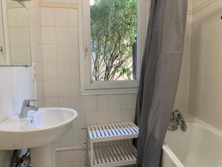 Studio au cœur de Brides-les-Bains face au parc thermal, balcon, parking, idéal pour curistes et skieurs - FR-1-512-126 - Brides-les-Bains - 4