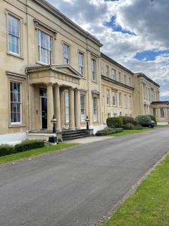 Nordic Regency Apartment - Cheltenham - 0