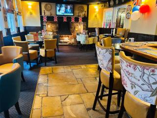 Crown & Cushion Hotel - Chipping Norton - 7