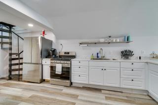 Cozy Irondequoit Home on Lake Ontario! - Rochester - 3