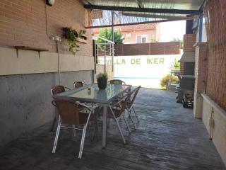 "La Villa de Iker" con Piscina, Barbacoa y a 10 mint de Puy du Fou - 2