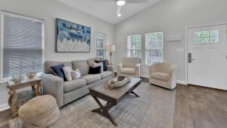 Luna Sea - Is a short walk to the beach and close to Seaside - Santa Rosa Beach - 4