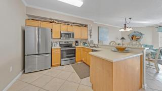 Dunes of Seagrove 301B - Updated decor with Great views and Beach service included March through October - 2