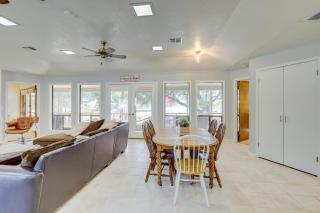 Deck and Cliffside Belton Lake Views Temple Retreat - 2