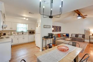 Bright Lynn Haven Home with Screened Porch and Yard! - Panama City - 4