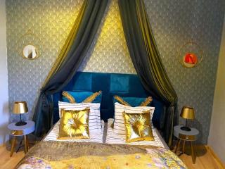 Gold room - Krakow - 8