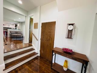 Sonsak - Unit 1 - Charlottesville - 6