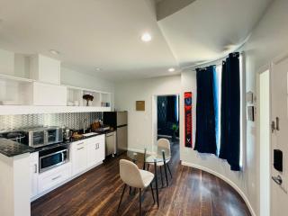 Sonsak - Unit 2 - Charlottesville - 6