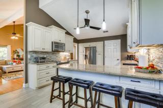 Private Saltwater Pool Stunning Seminole Stay! - 3