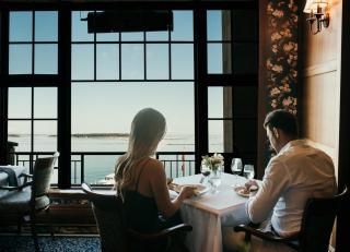 Oak Bay Beach Hotel - Victoria - 1