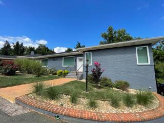 Sonsak - Unit 4 - Charlottesville - 8